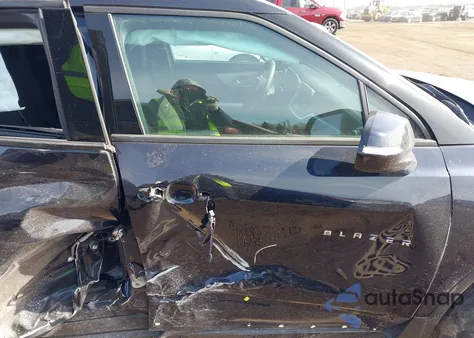 2021 Chevrolet Blazer Fwd 2Lt z USA, uszkodzony, nr VIN 3GNKBCR44MS521738